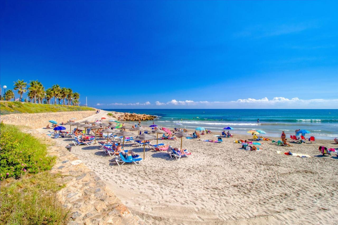 فيلا Flamenco Beach House أوريويلا المظهر الخارجي الصورة